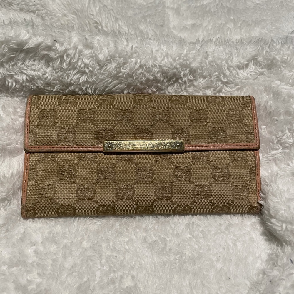 Gucci Continental Wallet